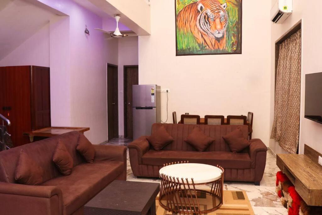 Gk Beach House 5Bhk Pvt Pool Villa Mumbai Bagian luar foto